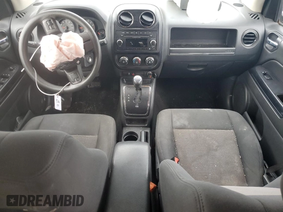 2012 Jeep Compass Sport with VIN 1C4NJCBB2CD613575, listed as a Copart auction lot 85057354 with 203,677 mi miles and Salvage Title. Bid and sale history available at carsss.com. Image 8.