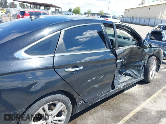 2018 Hyundai Sonata SEL with VIN 5NPE34AFXJH666455, listed as a IAAI auction lot 41939513 with 119,290 mi miles and . Bid and sale history available at carsss.com. Image 18.