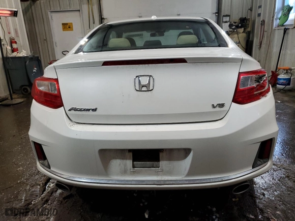 2014 Honda Accord Coupe EX-L with VIN 1HGCT2B82EA002094, listed as a Copart auction lot 44059885 with 176,406 mi miles and Salvage Title. Bid and sale history available at carsss.com. Image 6.