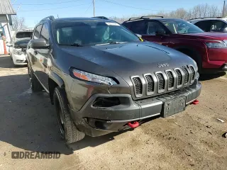 2014 Jeep Cherokee Trailhawk with VIN 1C4PJMBS1EW161642, listed as a Copart auction lot 46672345 with 196,908 mi miles and Salvage Title. Bid and sale history available at carsss.com. Image 14.