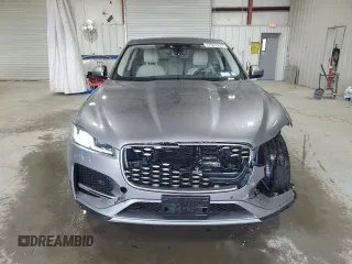 2021 Jaguar F-Pace S z VIN SADCJ2EX5MA670739, wystawiony jako Copart lot #47641555 z przebiegiem 62 165 mil mil oraz Szkoda całkowita • Salvage title. Historia ofert i sprzedaży dostępna na DreamBid. Obrazek 5.
