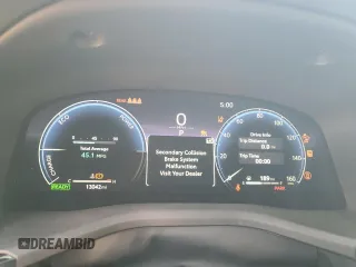 2025 Toyota Camry LE z VIN 4T1DAACK9SU033846, wystawiony jako Copart lot #42818045 z przebiegiem 13 042 mil mil oraz Szkoda całkowita • Salvage title. Historia ofert i sprzedaży dostępna na DreamBid. Obrazek 9.