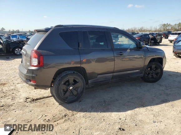 2016 Jeep Compass Latitude with VIN 1C4NJCEA8GD609149, listed as a Copart auction lot 46926795 with 111,997 mi miles and Salvage Title. Bid and sale history available at carsss.com. Image 3.