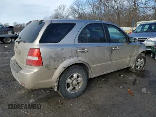 2007 Kia Sorento LX with VIN KNDJD736975752035, listed as a Copart auction lot 43319085 with 137,170 mi miles and Salvage title. Bid and sale history available at DreamBid. Image 3.