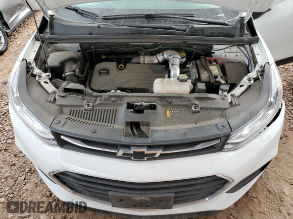 2022 Chevrolet Trax LT with VIN KL7CJPSM0NB556787, listed as a Copart auction lot 44207695 with 17,751 mi miles and Salvage Title. Bid and sale history available at DreamBid. Image 14.