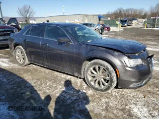 2016 Chrysler 300 Anniversary Edition with VIN 2C3CCARG8GH224816, listed as a Copart auction lot 42041665 with 132,920 mi miles and Salvage Title. Bid and sale history available at DreamBid. Image 4.