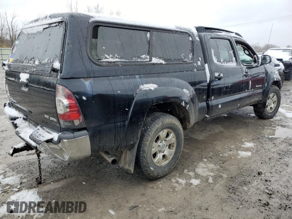 2014 Toyota Tacoma with VIN 3TMMU4FN7EM065660, listed as a Copart auction lot 53133665 with 83,505 mi miles and Salvage title. Bid and sale history available at DreamBid. Image 3.