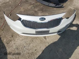 2015 Kia Forte LX with VIN KNAFK4A68F5364092, listed as a IAAI auction lot 41812358 with 100,682 mi miles. Bid and sale history available at carsss.com. Image 12.