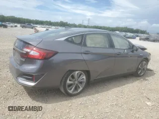2018 Honda Clarity Plug-In Hybrid with VIN JHMZC5F16JC013801, listed as a Copart auction lot 59031844 with 68,907 mi miles and Salvage Title. Bid and sale history available at carsss.com. Image 3.