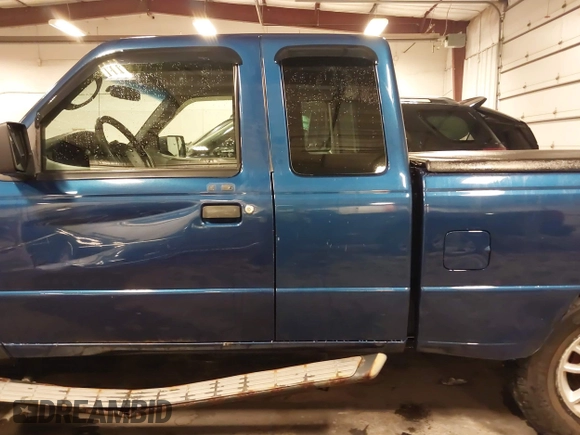 2009 Ford Ranger XLT with VIN 1FTZR45E69PA15146, listed as a IAAI auction lot 41575841 with 155,269 mi miles. Bid and sale history available at carsss.com. Image 19.