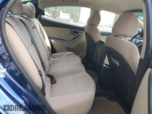 2016 Hyundai Elantra SE z VIN 5NPDH4AE6GH785732, wystawiony jako Copart lot #61589655 z przebiegiem 128 143 mil mil oraz Czysty tytuł • Clean title. Historia ofert i sprzedaży dostępna na DreamBid. Obrazek 10.