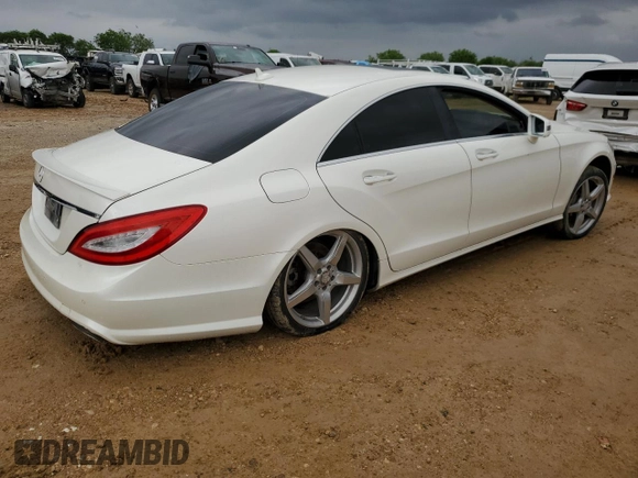 2014 Mercedes-Benz CLS 550 with VIN WDDLJ7DB5EA096052, listed as a Copart auction lot 53085535 with 140,000 mi miles and Salvage title. Bid and sale history available at DreamBid. Image 3.