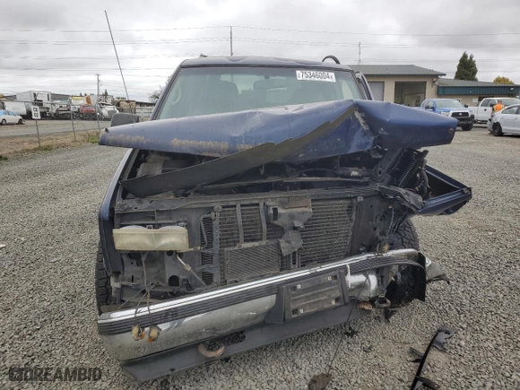 1996 GMC Yukon with VIN 1GKEK13R3TJ747966, listed as a Copart auction lot 75346004 with 395,322 mi miles and Salvage Title. Bid and sale history available at carsss.com. Image 5.