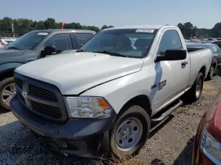 2019 Ram 1500 Express with VIN 3C6JR7AT4KG569791, listed as a Copart auction lot 67752154 with 116,010 mi miles and Clean title. Bid and sale history available at DreamBid. Image 1.