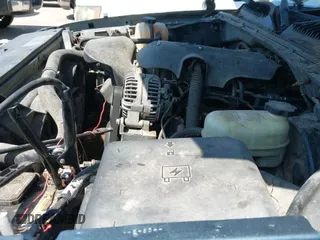 2006 Chevrolet Silverado 1500 LS с VIN 2GCEC13V061305439, выставлен на аукционе IAAI как лот 42810246 с пробегом 256 267 миль миль и . История ставок и продаж доступна на DreamBid. Изображение 13.