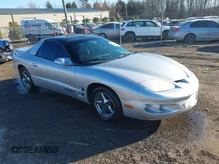 2000 Pontiac Firebird with VIN 2G2FS22K5Y2161683, listed as a IAAI auction lot 41690780 with 78,976 mi miles. Bid and sale history available at carsss.com. Image 1.