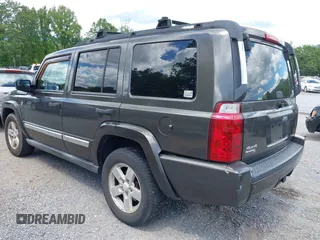 2006 Jeep Commander z VIN 1J8HG48N56C367000, wystawiony jako IAAI lot #42335356 z przebiegiem 223 515 mil mil oraz . Historia ofert i sprzedaży dostępna na DreamBid. Obrazek 6.