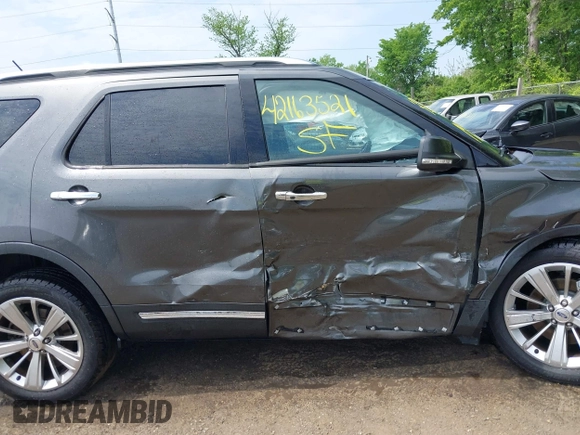 2019 Ford Explorer Limited z VIN 1FM5K7F83KGB03425, wystawiony jako IAAI lot #42163521 z przebiegiem 37 925 mil mil oraz . Historia ofert i sprzedaży dostępna na DreamBid. Obrazek 13.