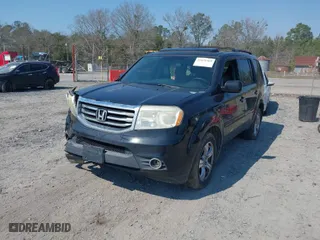 2013 Honda Pilot EX-L with VIN 5FNYF3H52DB003590, listed as a IAAI auction lot 41678369 with 221,276 mi miles. Bid and sale history available at carsss.com. Image 2.