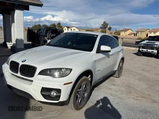 2014 BMW X6 xDrive35i with VIN 5UXFG2C58E0H09681, listed as a Copart auction lot 45767125 with 120,171 mi miles and Salvage Title. Bid and sale history available at carsss.com. Image 2.