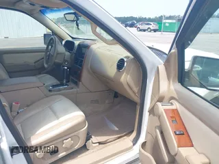 2007 Ford Explorer Eddie Bauer with VIN 1FMEU64E87UA59895, listed as a IAAI auction lot 42586149 with 106,160 mi miles and . Bid and sale history available at DreamBid. Image 5.