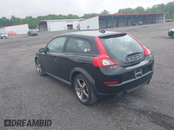 2012 Volvo C30 с VIN YV1672MKXC2275214, выставлен на аукционе IAAI как лот 42377318 с пробегом 166 496 миль миль и . История ставок и продаж доступна на DreamBid. Изображение 3.