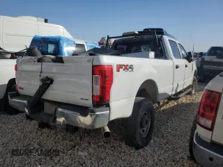 2019 Ford F-250 XL with VIN 1FT7W2B69KEC61997, listed as a Copart auction lot 44033075 with Not provided miles and Salvage title. Bid and sale history available at DreamBid. Image 3.