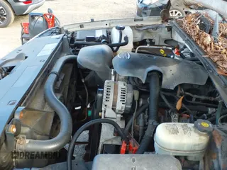 2005 Chevrolet Silverado 1500 LS with VIN 2GCEC19T151363449, listed as a IAAI auction lot 42819531 with 124,902 mi miles and . Bid and sale history available at DreamBid. Image 13.