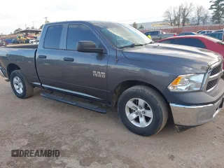 2018 Ram 1500 Tradesman с VIN 1C6RR6FG8JS284091, выставлен на аукционе IAAI как лот 41439973 с пробегом 62 429 миль миль и . История ставок и продаж доступна на DreamBid. Изображение 1.