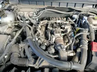 2021 Ford Bronco z VIN 1FMEE5BP0MLB04339, wystawiony jako Copart lot #86562924 z przebiegiem 54 863 mil mil oraz Szkoda całkowita • Salvage title. Historia ofert i sprzedaży dostępna na DreamBid. Obrazek 17.