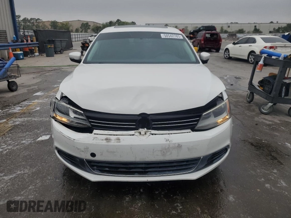 2013 Volkswagen Jetta SE z VIN 3VWDX7AJ9DM368707, wystawiony jako Copart lot #50542785 z przebiegiem 100 395 mil mil oraz Szkoda całkowita • Salvage title. Historia ofert i sprzedaży dostępna na DreamBid. Obrazek 5.