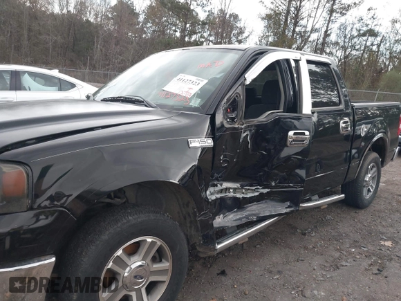 2007 Ford F-150 XLT z VIN 1FTRW12W87KB31690, wystawiony jako IAAI lot #41127323 z przebiegiem 275 386 mil mil oraz . Historia ofert i sprzedaży dostępna na DreamBid. Obrazek 6.