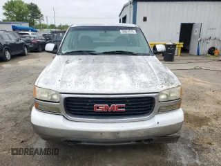 2000 GMC New Sierra 1500 SL with VIN 2GTEC19V3Y1311021, listed as a Copart auction lot 50823475 with 279,540 mi miles and Salvage Title. Bid and sale history available at carsss.com. Image 5.