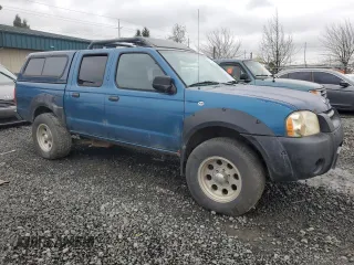 2001 Nissan Frontier SE with VIN 1N6ED27T71C398763, listed as a Copart auction lot 44035275 with 226,738 mi miles and Clean title. Bid and sale history available at DreamBid. Image 4.