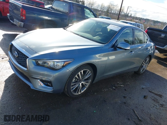 2018 Infiniti Q50 Hybrid Premium with VIN JN1AV7AR7JM540051, listed as a IAAI auction lot 41488180 with 1,110 mi miles and . Bid and sale history available at carsss.com. Image 17.