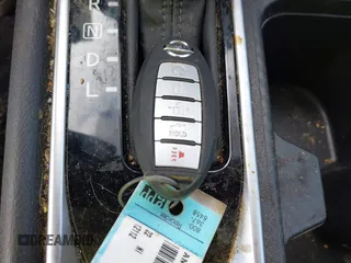 2022 Nissan Sentra SV with VIN 3N1AB8CV8NY299323, listed as a IAAI auction lot 40790960 with 33,560 mi miles and . Bid and sale history available at DreamBid. Image 11.
