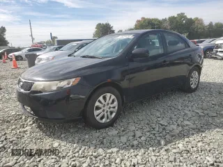 2013 Kia Forte LX with VIN KNAFT4A21D5738520, listed as a Copart auction lot 70834404 with 246,902 mi miles and Salvage Title. Bid and sale history available at carsss.com. Image 1.