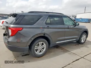 2020 Ford Explorer XLT z VIN 1FMSK8DH4LGC57106, wystawiony jako Copart lot #51095205 z przebiegiem 122 153 mil mil oraz Szkody całkowita. Historia ofert i sprzedaży dostępna na DreamBid. Obrazek 3.