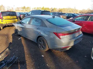 2022 Hyundai Elantra SEL with VIN KMHLS4AG9NU288770, listed as a IAAI auction lot 41688502 with 19,022 mi miles and . Bid and sale history available at DreamBid. Image 3.