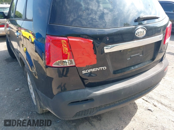 2012 Kia Sorento LX with VIN 5XYKT4A63CG189123, listed as a IAAI auction lot 42137121 with 329,389 mi miles. Bid and sale history available at carsss.com. Image 6.