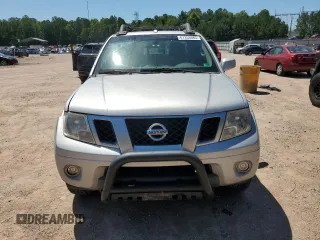 2014 Nissan Frontier SV z VIN 1N6AD0EV9EN738982, wystawiony jako Copart lot #61353985 z przebiegiem 205 593 mil mil oraz Szkoda całkowita • Salvage title. Historia ofert i sprzedaży dostępna na DreamBid. Obrazek 5.