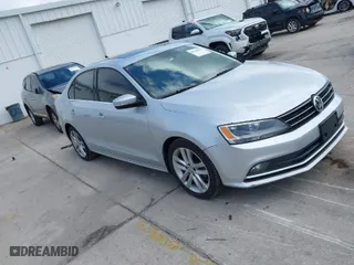 2015 Volkswagen Jetta Sedan 2.0L TDI SE w/Connectivity with VIN 3VWLA7AJ4FM228516, listed as a IAAI auction lot 41918514 with NaN miles. Bid and sale history available at carsss.com. Image 1.