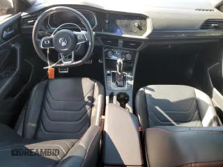2020 Volkswagen Jetta GLI S z VIN 3VW6T7BU9LM027769, wystawiony jako Copart lot #88870035 z przebiegiem Nie podano mil oraz Szkoda całkowita • Salvage title. Historia ofert i sprzedaży dostępna na DreamBid. Obrazek 8.