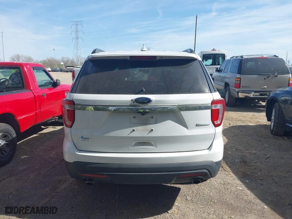2016 Ford Explorer with VIN 1FM5K7BH4GGB60469, listed as a IAAI auction lot 42064652 with 152,664 mi miles. Bid and sale history available at carsss.com. Image 16.