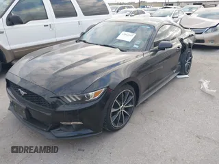 2016 Ford Mustang EcoBoost z VIN 1FA6P8THXG5267039, wystawiony jako IAAI lot #42014319 z przebiegiem 103 936 mil mil oraz . Historia ofert i sprzedaży dostępna na DreamBid. Obrazek 18.