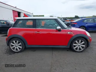 2008 MINI Hardtop S with VIN WMWMF73538TT89756, listed as a IAAI auction lot 41907020 with 139,789 mi miles and . Bid and sale history available at DreamBid. Image 12.