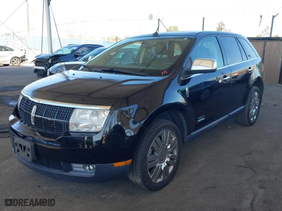 2008 Lincoln MKX with VIN 2LMDU68CX8BJ23516, listed as a IAAI auction lot 41658121 with 105,563 mi miles. Bid and sale history available at carsss.com. Image 17.