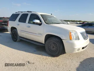 2008 GMC Yukon SLT w/4SB with VIN 1GKFC130X8R222446, listed as a Copart auction lot 75185114 with 230,946 mi miles and Clean Title. Bid and sale history available at carsss.com. Image 4.