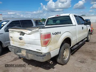 2014 Ford F-150 XL z VIN 1FTFX1EFXEKD68321, wystawiony jako IAAI lot #42213160 z przebiegiem Nie podano mil oraz . Historia ofert i sprzedaży dostępna na DreamBid. Obrazek 4.