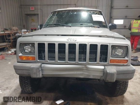 2000 Jeep Cherokee с VIN 1J4FF48S2YL236238, выставлен на аукционе IAAI как лот 41640537 с пробегом 186 012 миль миль и . История ставок и продаж доступна на DreamBid. Изображение 12.